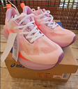 Zapatillas Asics Modelo Novablast 5 Talla 40