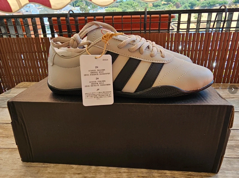 Zapatillas Adidas Grand Court LO Talla 39 1/3